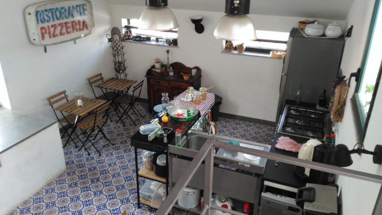 Janare - Rooms & Terrace ナポリ エクステリア 写真